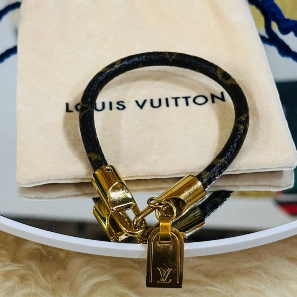 Louis Vuitton Nano Monogram Bracelet Size 6.5” w/ Dust Bag